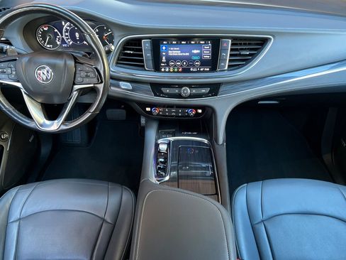 Used 2024 Buick Enclave Premium image 18