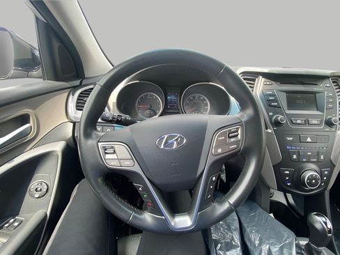 Used 2014 Hyundai Santa Fe Sport w/ Popular Equipment Package 02 FWD image 5