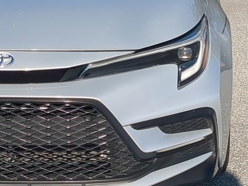 Used 2023 Toyota Corolla SE image 18