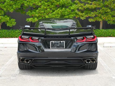 Used 2020 Chevrolet Corvette Stingray Coupe w/ Z51 Performance Package RWD image 5