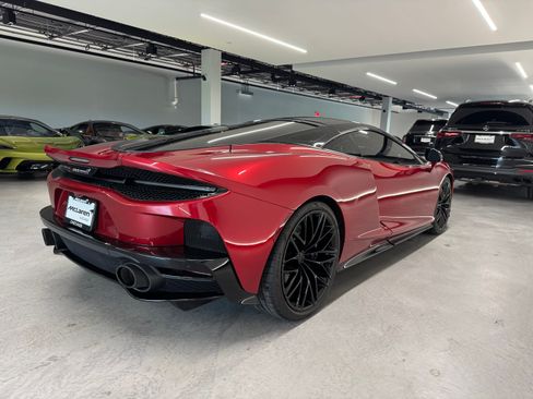 Used 2022 McLaren GT RWD image 6