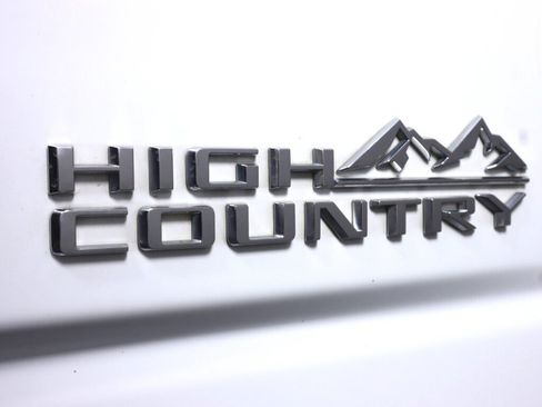Used 2020 Chevrolet Silverado 3500 High Country w/ Z71 Off-Road Package AWD/4WD image 45