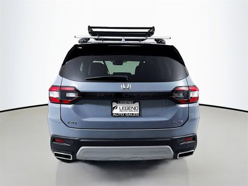 Used 2023 Honda Pilot Elite image 9