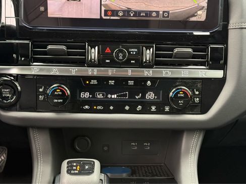 New 2026 Nissan Pathfinder Platinum image 29