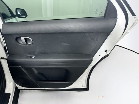 Used 2024 Hyundai Ioniq 5 SEL RWD image 30
