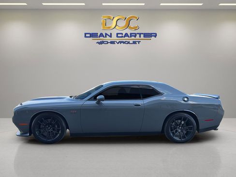 Used 2017 Dodge Challenger T/A image 2