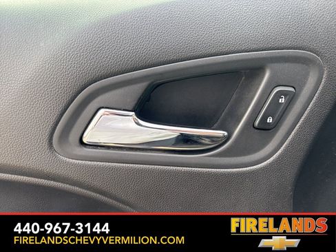 Used 2016 Chevrolet Colorado LT image 9