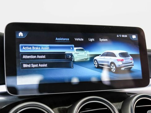 Used 2020 Mercedes-Benz GLC 300 4MATIC image 31