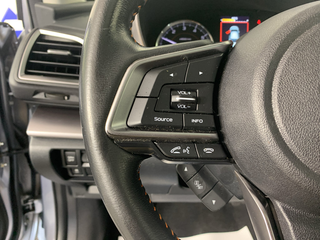 Used 2019 Subaru Crosstrek 2.0i Limited w/ Moonroof Package w/Navigation AWD/4WD image 18