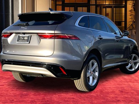 Used 2023 Jaguar F-PACE S image 12