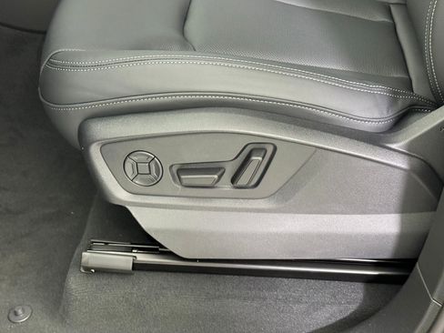 New 2026 Audi Q7 3.0T Premium Plus AWD/4WD image 14
