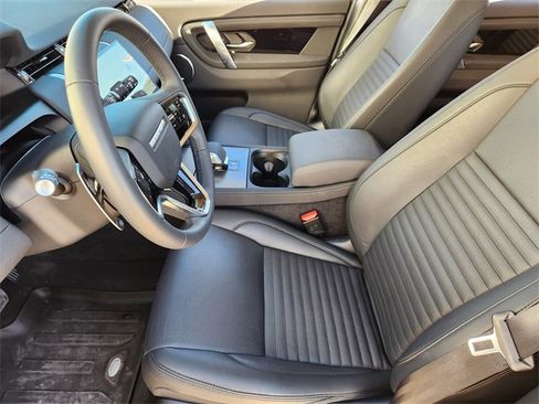 Used 2025 Land Rover Discovery Sport S image 13