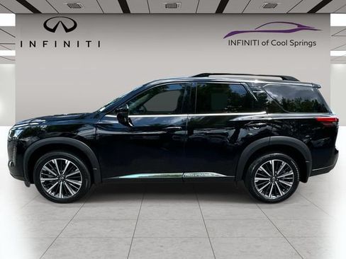 Used 2026 Nissan Pathfinder Platinum AWD/4WD image 4