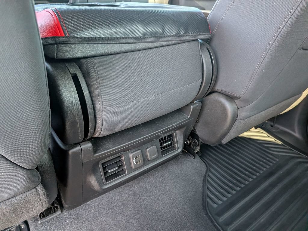 Used 2021 Chevrolet Silverado 1500 LT AWD/4WD image 35