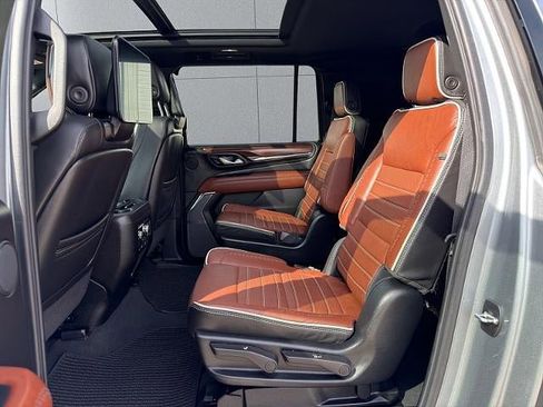 Used 2024 GMC Yukon XL Denali Ultimate image 25