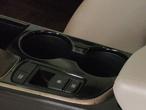 Used 2018 Hyundai Sonata SEL w/ Tech Package 04 image 26