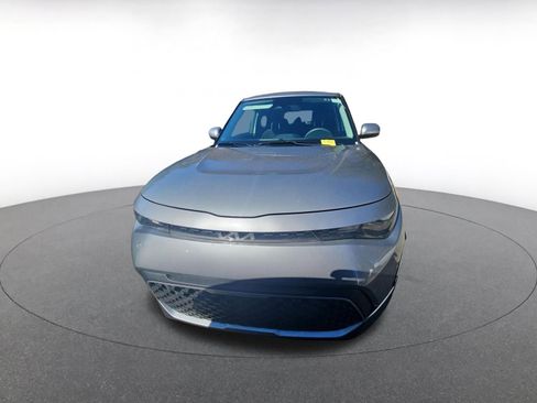 Used 2025 Kia Soul LX w/ LX Technology Package image 3