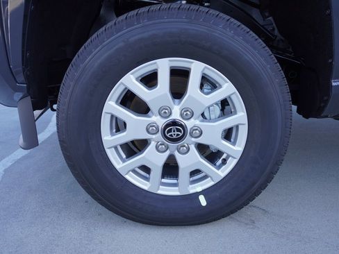 New 2026 Toyota Tacoma SR image 18