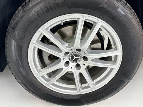 Certified 2026 Mercedes-Benz GLC 300 image 29