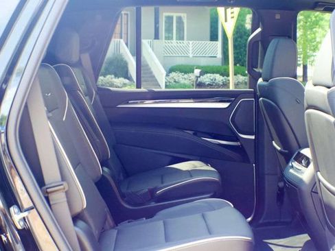 Used 2025 Cadillac Escalade Sport w/ Touring Package AWD/4WD image 44