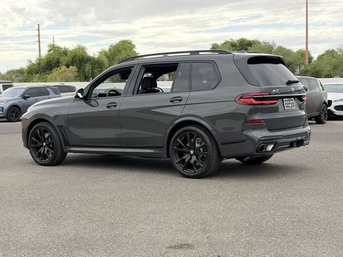 Used 2026 BMW X7 xDrive40i w/ M Sport Package AWD/4WD image 8