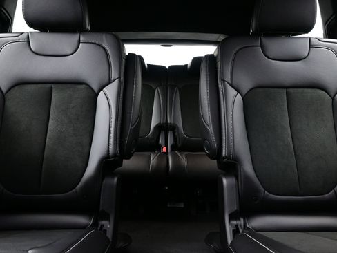 New 2025 Jeep Grand Cherokee L Altitude image 10