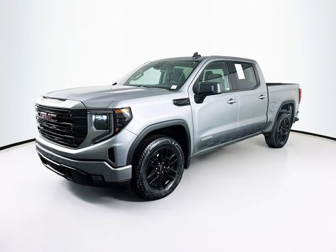 Used 2024 GMC Sierra 1500 Elevation image 3