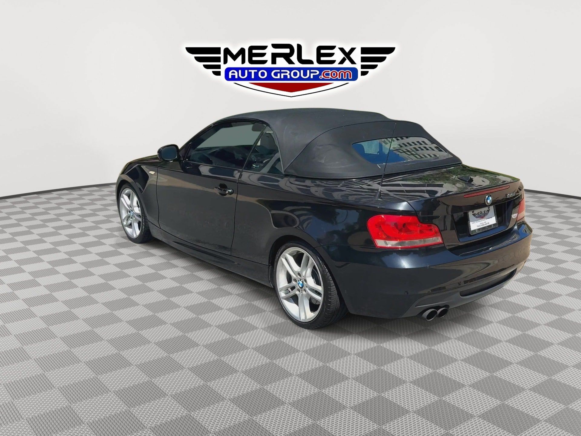 Used 2012 BMW 135i Convertible RWD image 6
