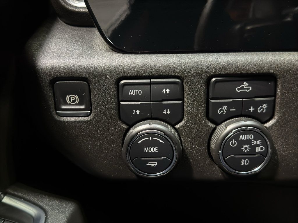 Used 2024 Chevrolet Silverado 1500 RST w/ Convenience Package II AWD/4WD image 36
