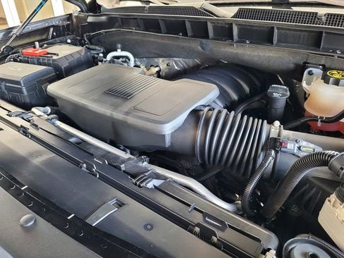 Used 2021 Chevrolet Tahoe Premier AWD/4WD image 27