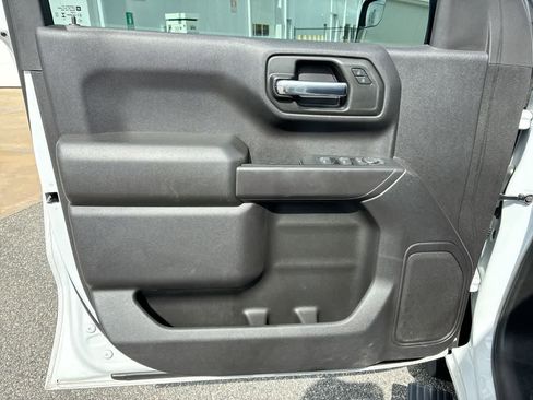 Used 2024 Chevrolet Silverado 1500 Custom image 21
