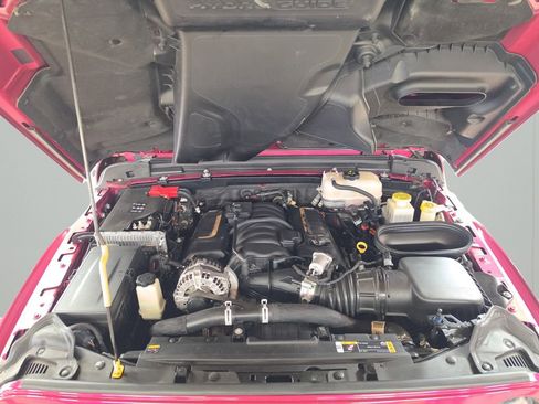 Certified 2022 Jeep Wrangler Unlimited Rubicon w/ Xtreme Recon 35" Tire Package image 24