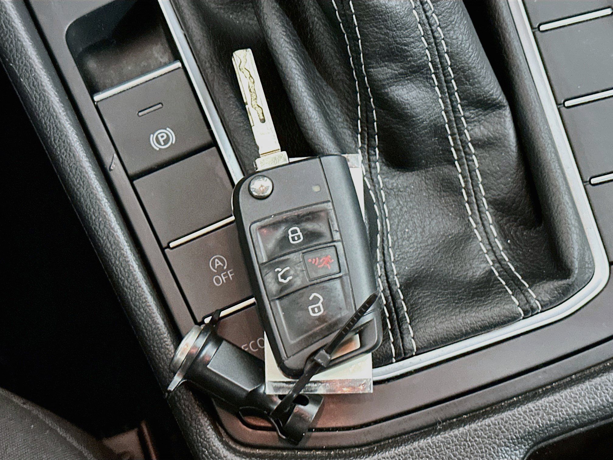 Used 2025 Volkswagen Jetta S FWD image 25