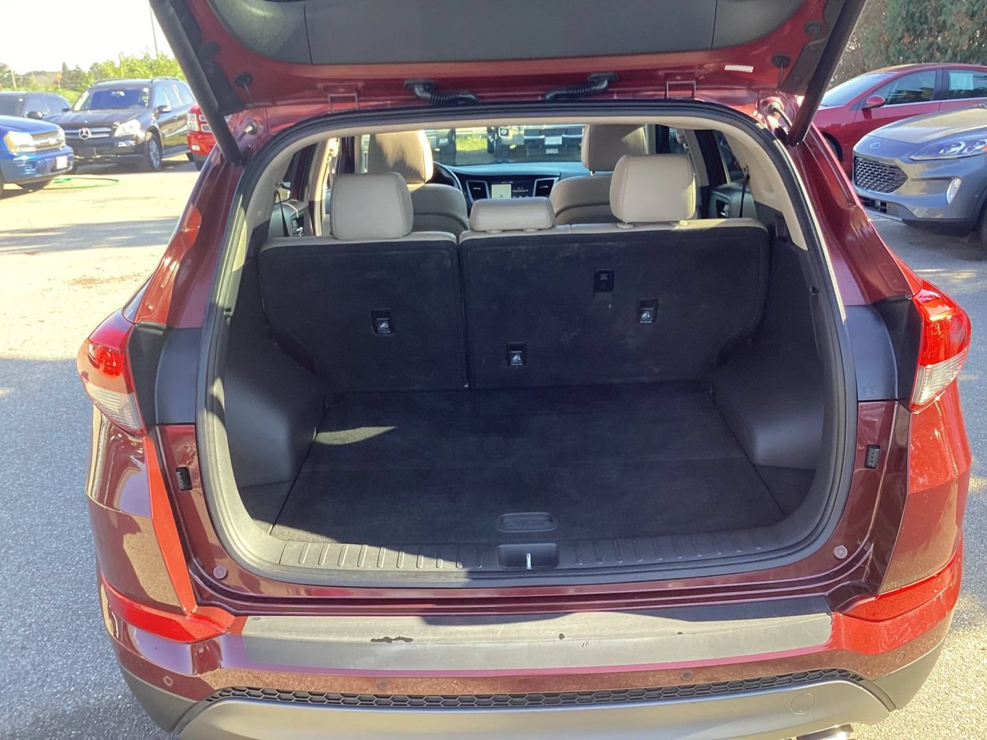 Used 2016 Hyundai Tucson Limited w/ Option Group 03 AWD/4WD image 18