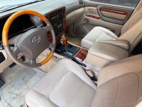 Used 2001 Lexus LX 470 4WD image 24