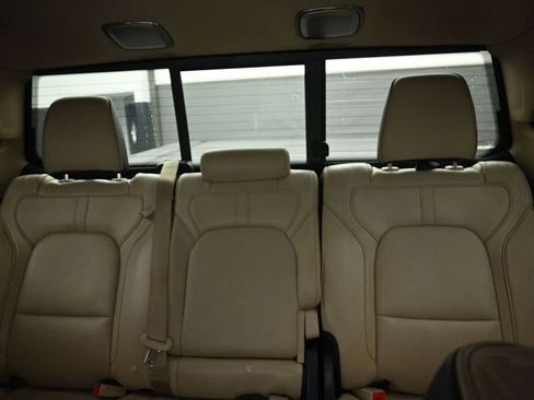Used 2021 RAM 1500 Limited RWD image 16