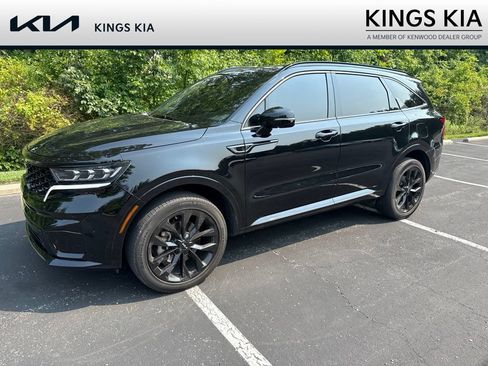 Used 2023 Kia Sorento SX AWD/4WD image 1