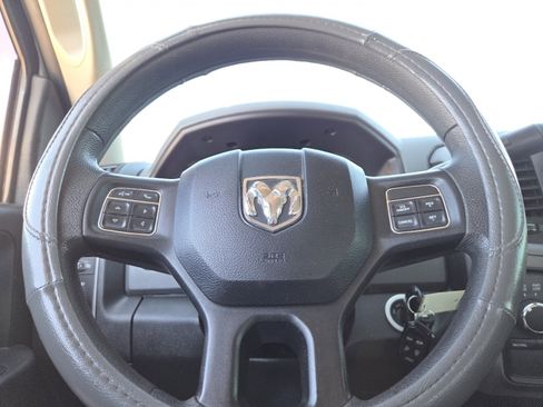 Used 2018 RAM 2500 Tradesman w/ Chrome Appearance Group AWD/4WD image 25