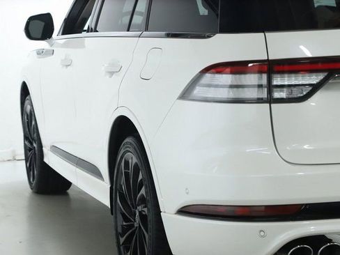 Certified 2023 Lincoln Aviator Reserve w/ Jet Package image 41