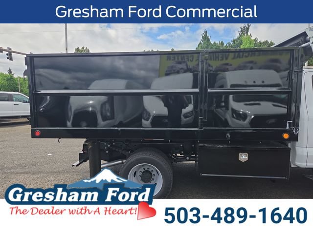 New 2026 Ford F550 4x4 Crew Cab image 5