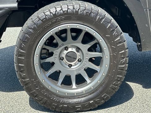 Used 2015 RAM 1500 Laramie w/ Convenience Group AWD/4WD image 25