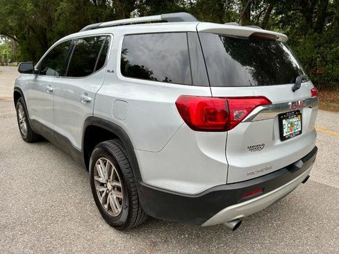 Used 2017 GMC Acadia SLE w/ Driver Alert Package I FWD image 3