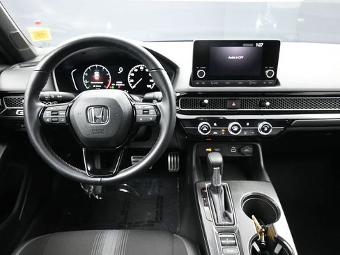 Certified 2024 Honda Civic Sport image 19
