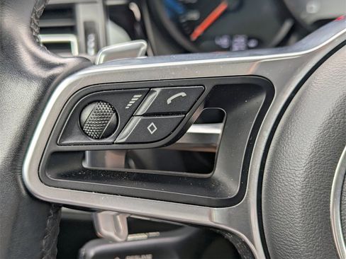 Used 2021 Porsche Macan S w/ Premium Package Plus image 20