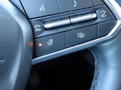 Used 2025 Chevrolet Equinox LT w/ Convenience Package II image 33