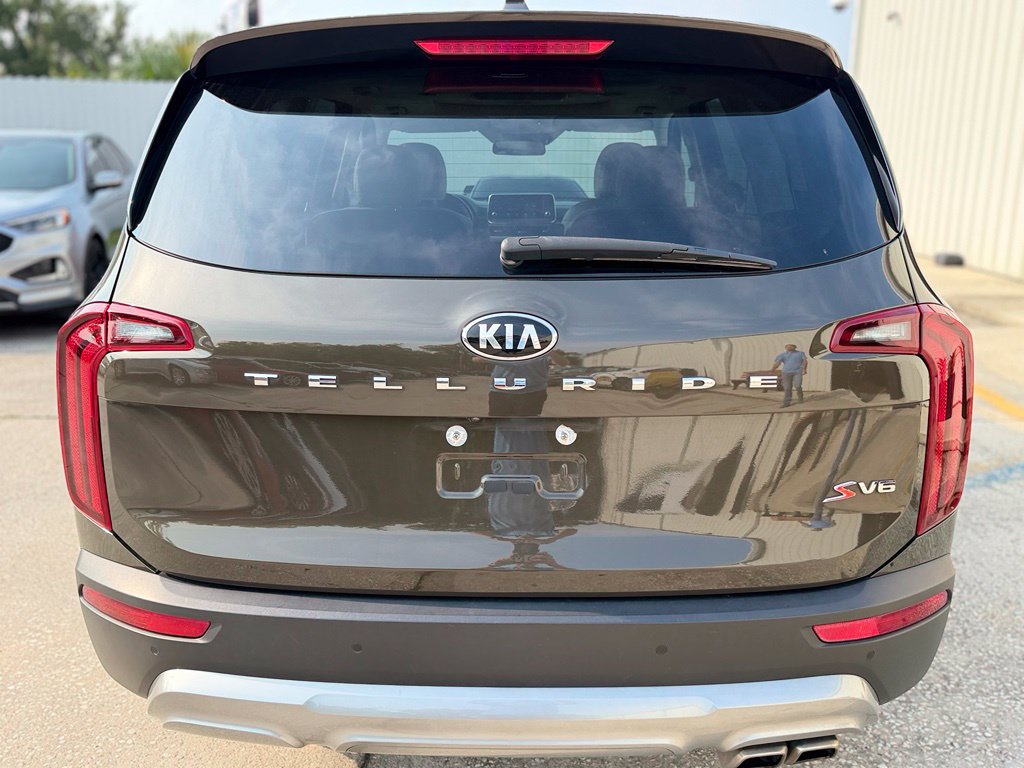 Used 2021 Kia Telluride S FWD image 4