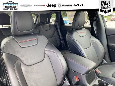 Used 2022 Jeep Cherokee Trailhawk w/ Sun, Sound & Nav Group AWD/4WD image 35