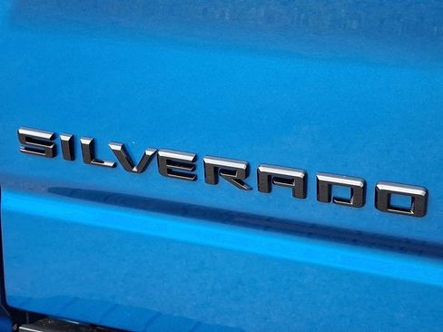 Used 2022 Chevrolet Silverado 1500 RST w/ Z71 Off-Road Package AWD/4WD image 30