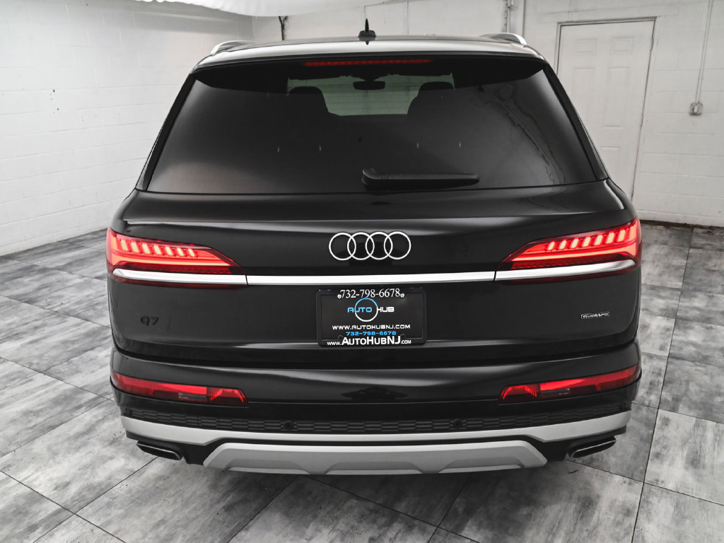 Used 2025 Audi Q7 3.0T Premium Plus w/ Premium Plus Package AWD/4WD image 5