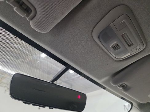 Used 2017 Subaru Crosstrek 2.0i Premium w/ Popular Package #2 image 30